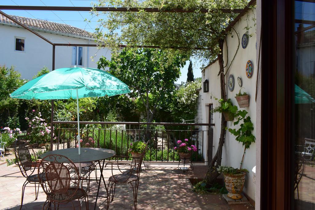 Carmen De Ramilla, Encantadora Guesthouse Con Piscina Soleada Granada Exteriör bild